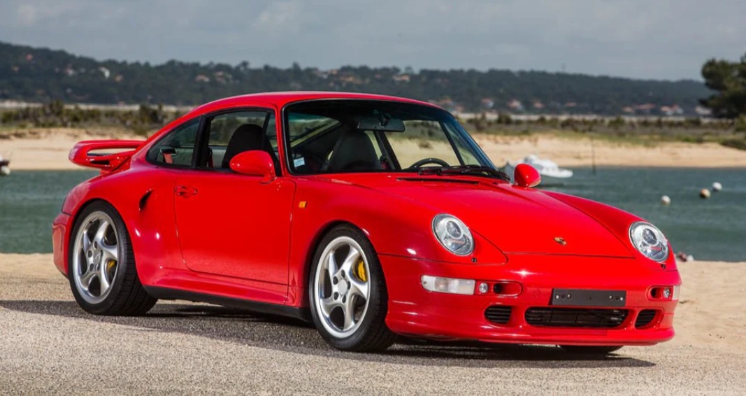 Porsche 911 (993) Turbo S 1997 Rood - 1:12